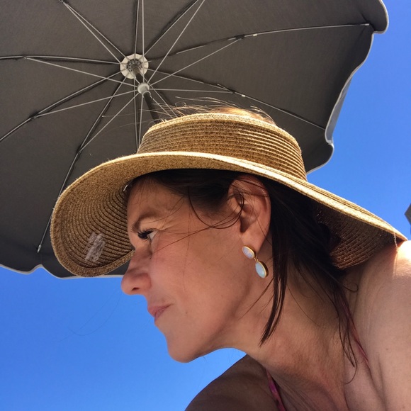 Meet your Posher, Ann - Picture 2 of 12